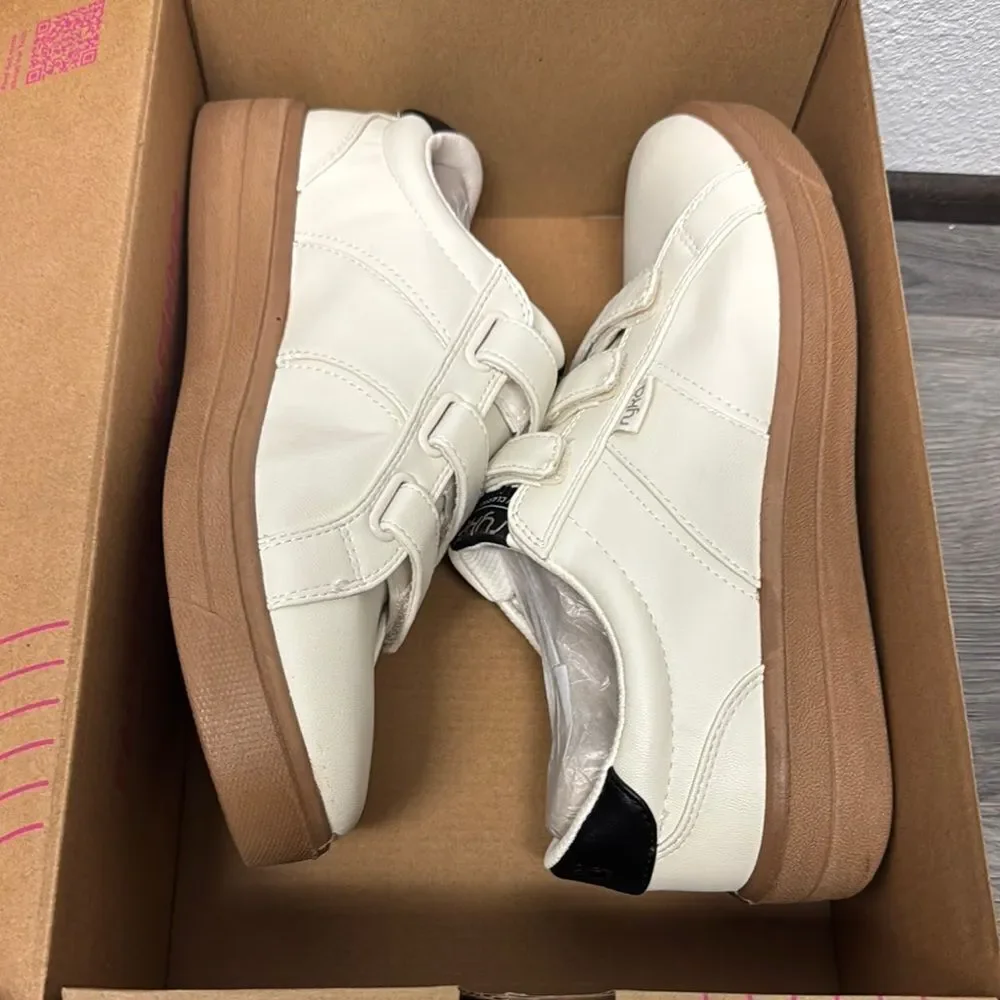 RYKA  Made For Women Classic Sneaker (WIDE)